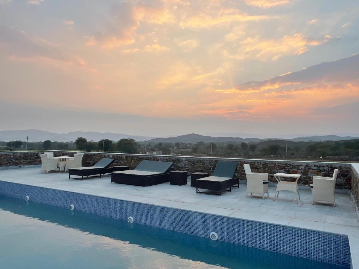The Chalet By Rampur Hotel Tehla Exterior photo